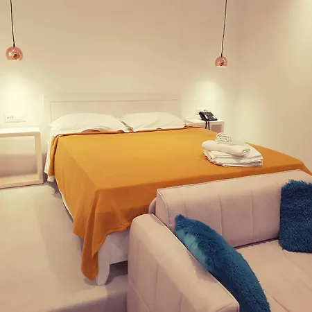 Gorgona Hotel 2*
